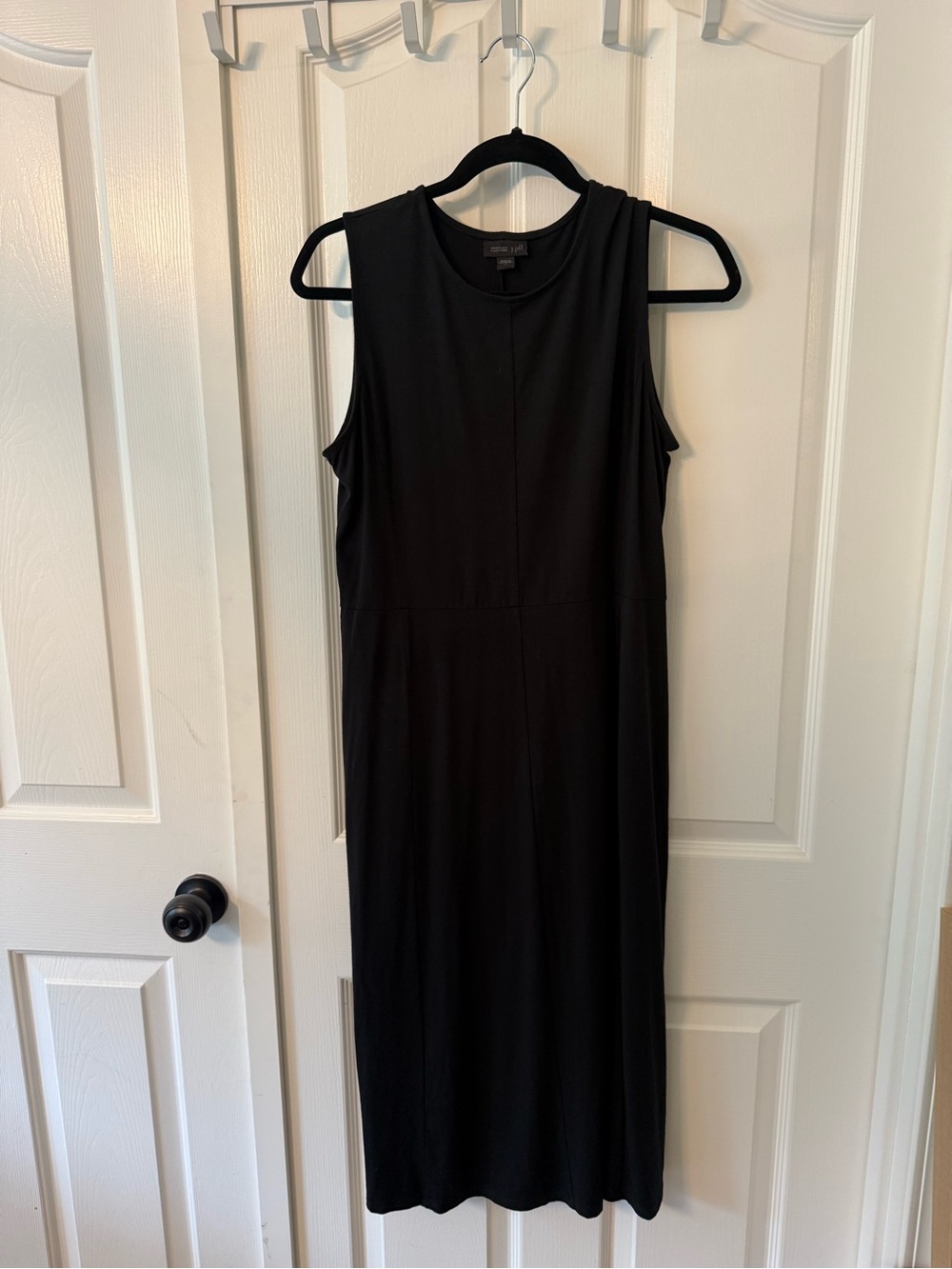 J Jill Wearever Black Column Dress Womens S Sleeveless Travel Midi Minimalist